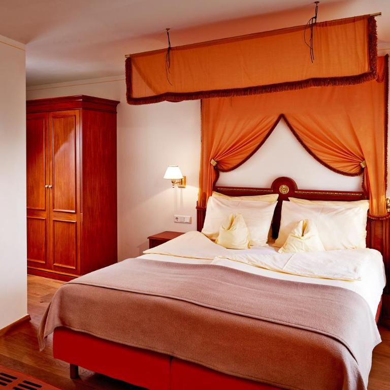 Hotel Barbarahof 4 stars Superior Adults Only "soft" from 10 years Summercard included - Hochzeitssuite mit Balkon - 7