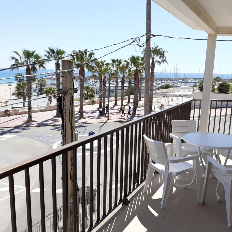 Apartamentos Dins Mar Apto. 5 - Apartamento con vistas al mar - 1