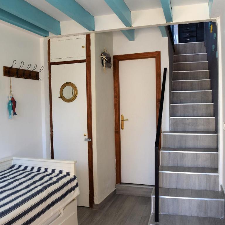 House with sea view in the old town of Alicante - Two-Bedroom House - 30