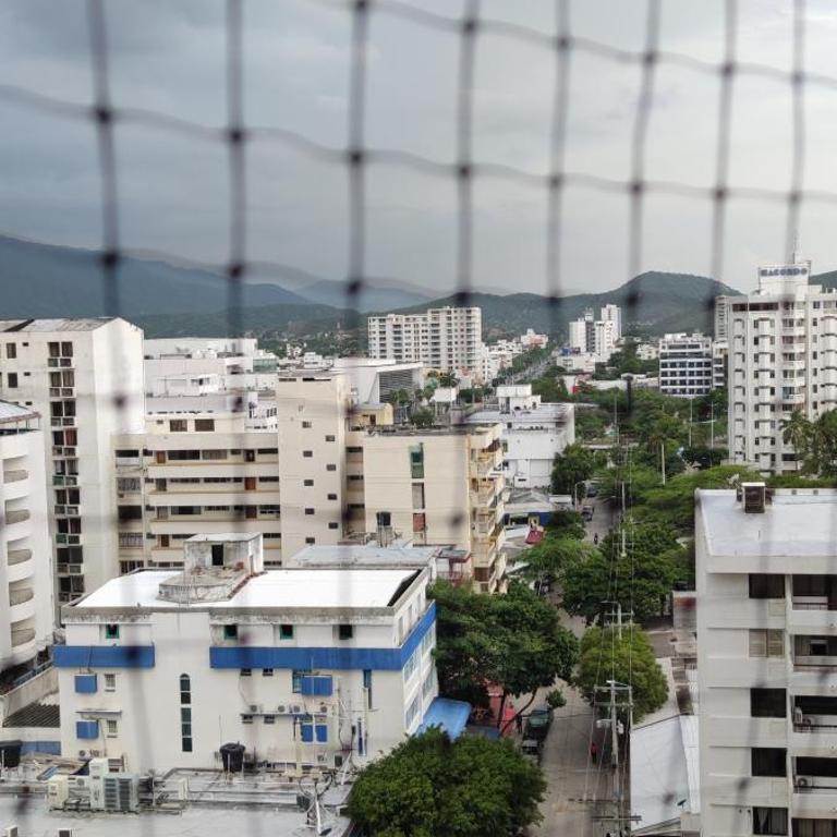 Condominio al frente de la playa EL RODADERO! Amplio y hermoso apartamento - Two-Bedroom Apartment - 40