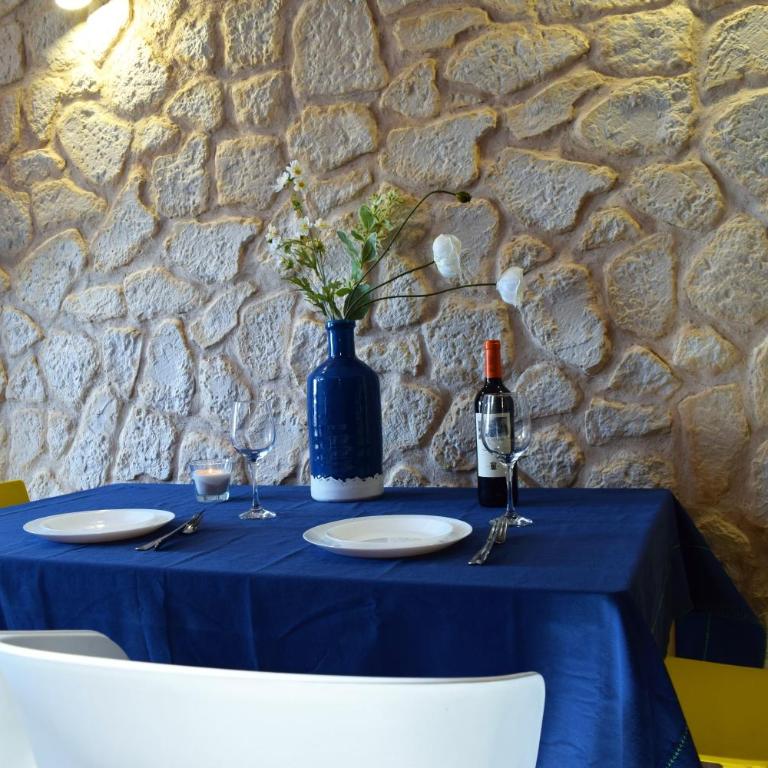 House with sea view in the old town of Alicante - Two-Bedroom House - 7
