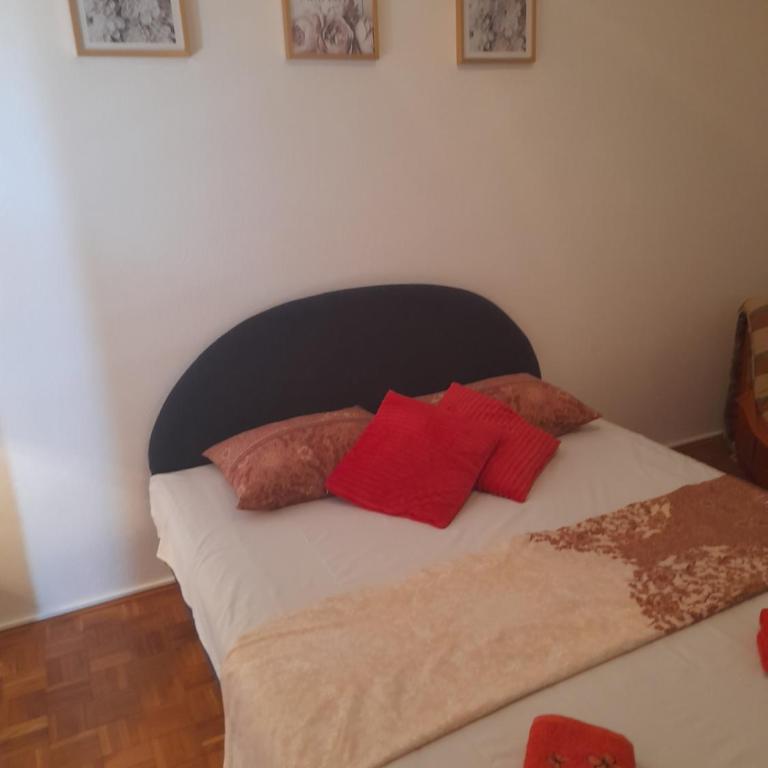 Apartmani Pandurevic - Family Suite - 9