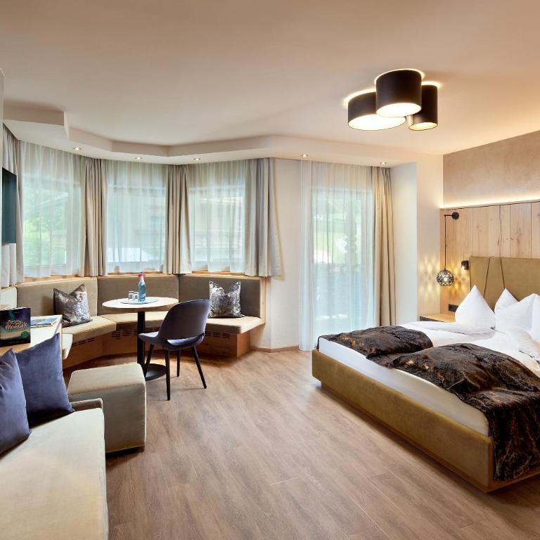 Hotel Margit - Dreibettzimmer mit Balkon - 3