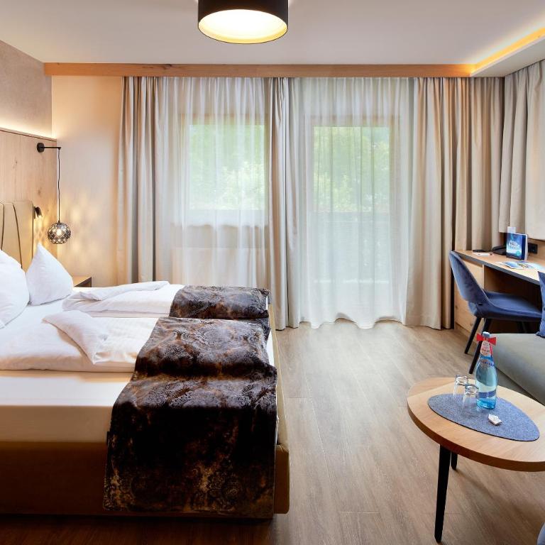 Hotel Margit - Dreibettzimmer mit Balkon - 1