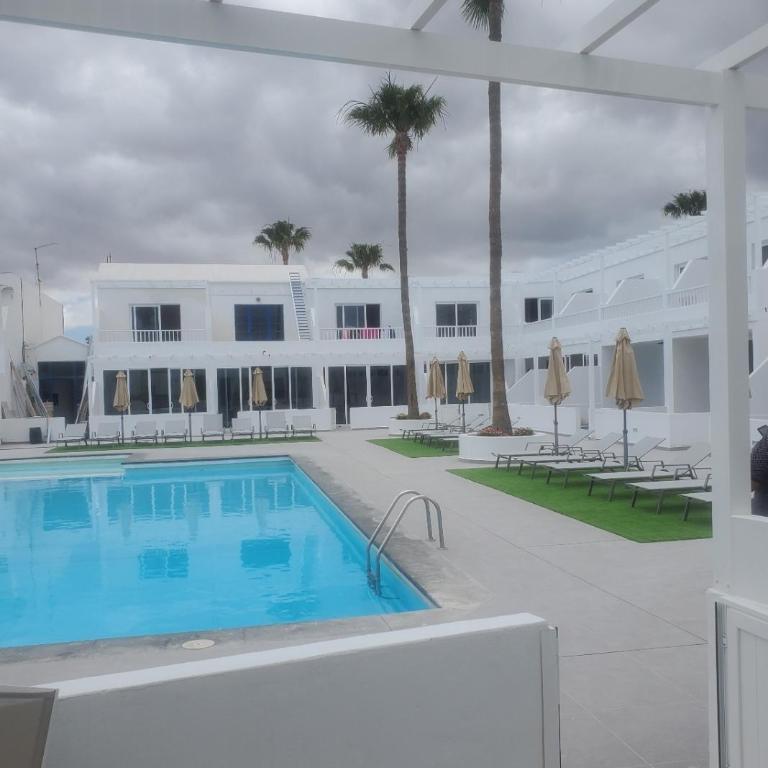 Atlantic View 1B 2 Bedrooms Ground Floor, Complex featured on A Place in The Sun - Two-Bedroom Apartment - 1