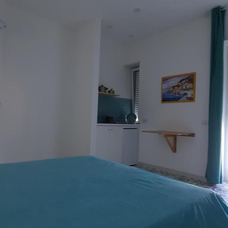 B & Beach - Camera Matrimoniale Deluxe con Balcone e Vista Mare - 17