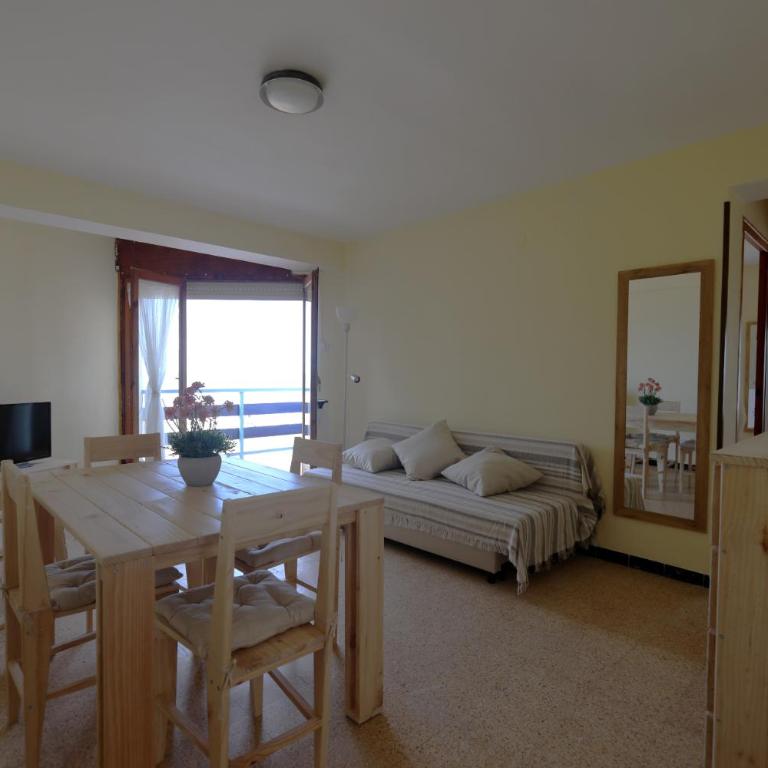 El Faro Apartaments Platja Llarga-Les Salines-TGN - Apartamento de 2 dormitorios - 30