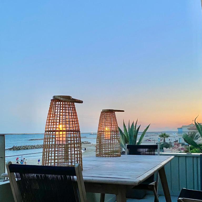 Rose des sables- Appartement familial - terrasse - parking- 1ere ligne Mer Carnon - Appartement 2 Chambres - 4