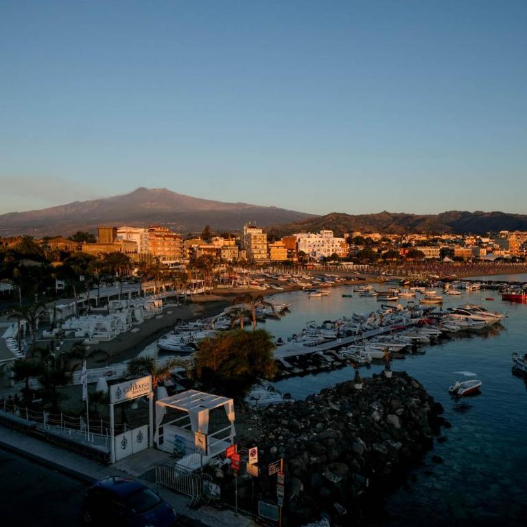 La Sirena Rooms - Camera Familiare con Vista Mare - 3