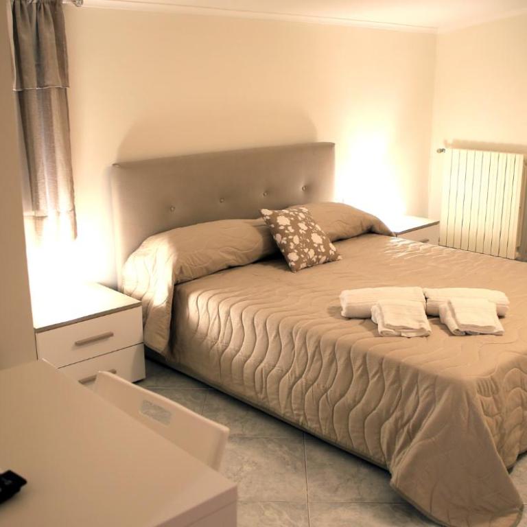 Rara Domus B&B - Camera Matrimoniale Deluxe - 2