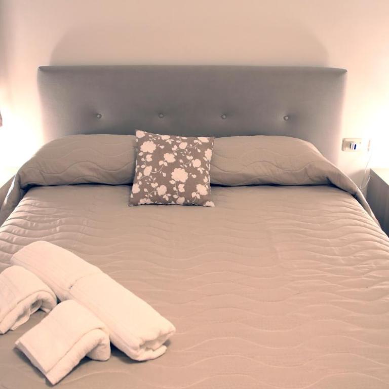 Rara Domus B&B - Camera Matrimoniale Deluxe - 5