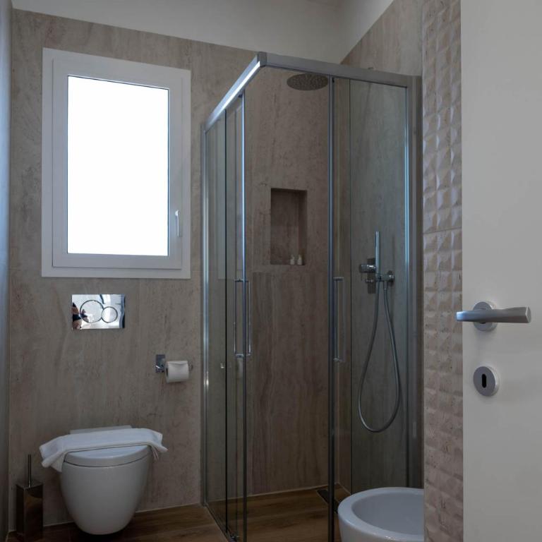 La Sirena Rooms - Camera Matrimoniale con Bagno Privato - 7