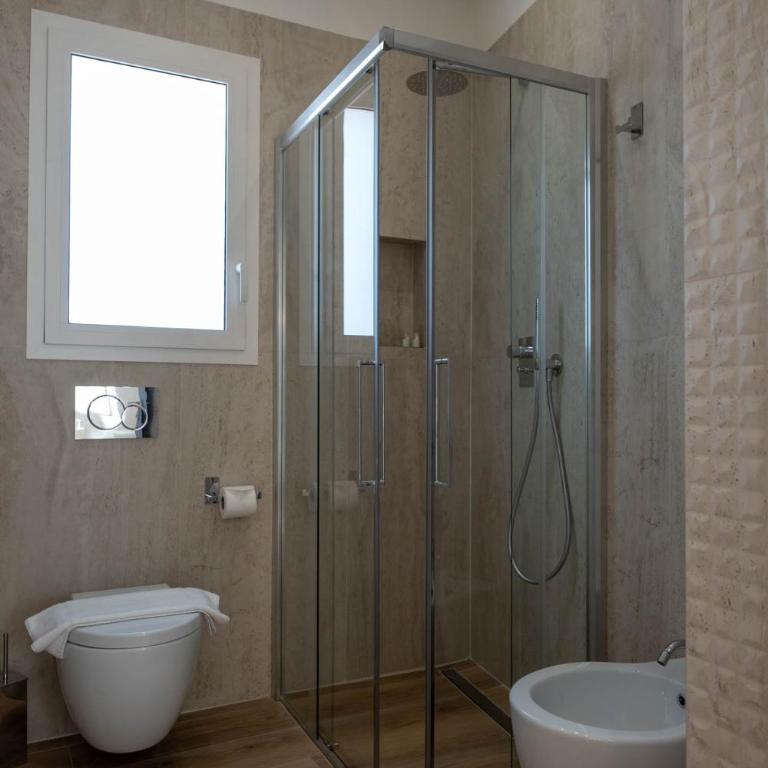 La Sirena Rooms - Camera Matrimoniale Deluxe con 1 Letto Supplementare - 9