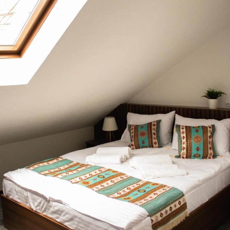 Apartments HAN Alifakovac-Sarajevo - Dvokrevetna Soba sa Bračnim Krevetom - 1