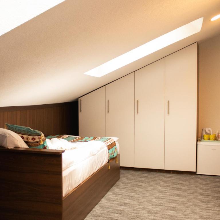 Apartments HAN Alifakovac-Sarajevo - Economy Dvokrevetna Soba sa Bračnim Krevetom/Zasebnim Krevetima - 2