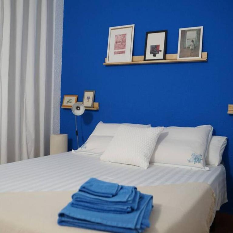 Apartamento Único en Plaza del Pilar - Three-Bedroom Apartment - 10