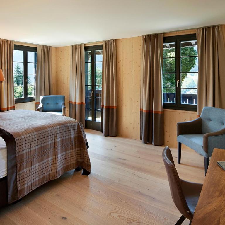 Eiger View Alpine Lodge - Doppelzimmer Deluxe mit Balkon und Eigerblick - 2