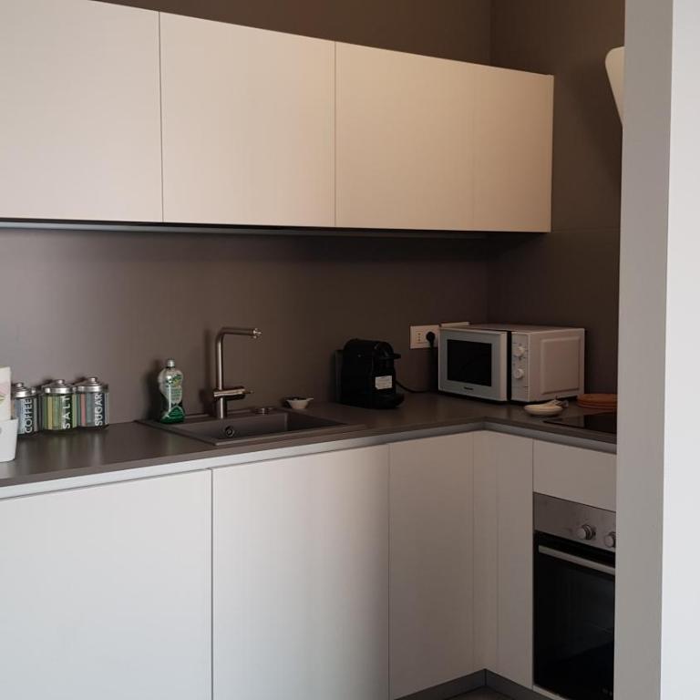 IL SOGNO 1 Piscina e vista lago - One-Bedroom House - 11