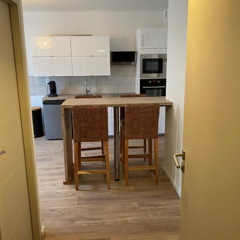 Appartement climatisé SETE - Rue MONTMORENCY - Apartamento de 2 dormitorios - 3