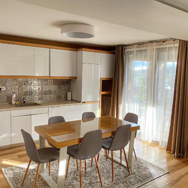 Villa Tara - Two-Bedroom Apartment - 17