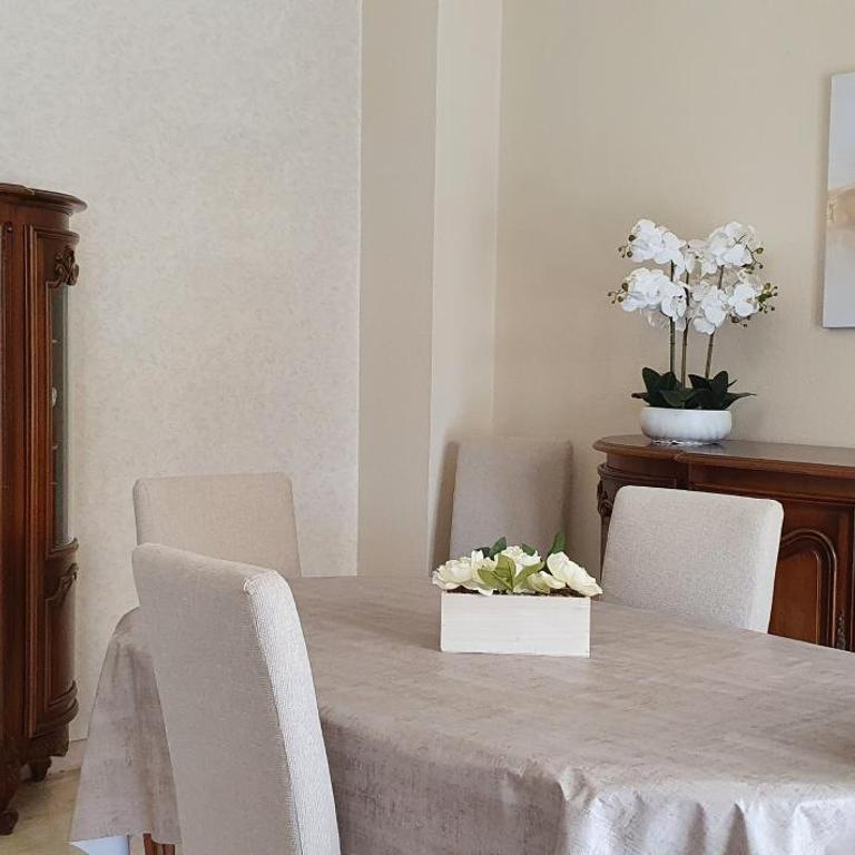 La casa de Margarita y Sisco, Villa avec piscine - Three-Bedroom Villa - 8