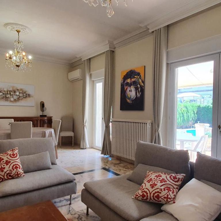La casa de Margarita y Sisco, Villa avec piscine - Three-Bedroom Villa - 4