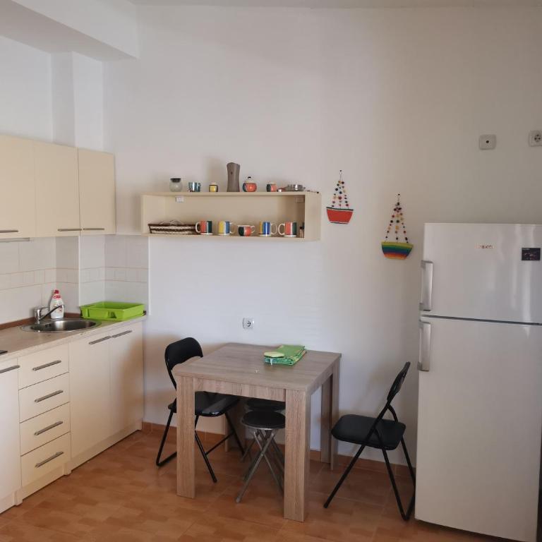 Apartments Montenegrina - Apartment with Balcony - 5