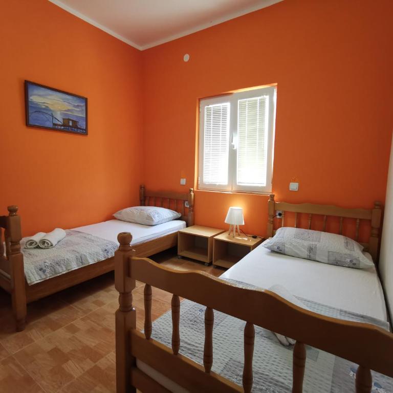 Apartments Montenegrina - Apartment with Balcony - 4