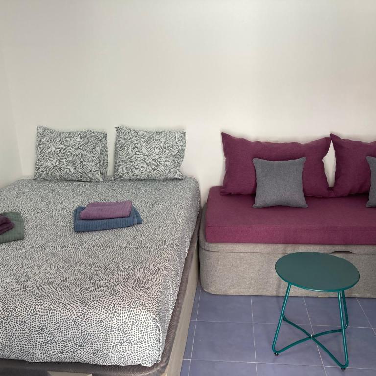 Malagueña Salerosa "Apartamento - estudio con terraza" En casa típica de 1 a 4 dormitorios - Apartamento Estudio con terraza o patio privados - 65