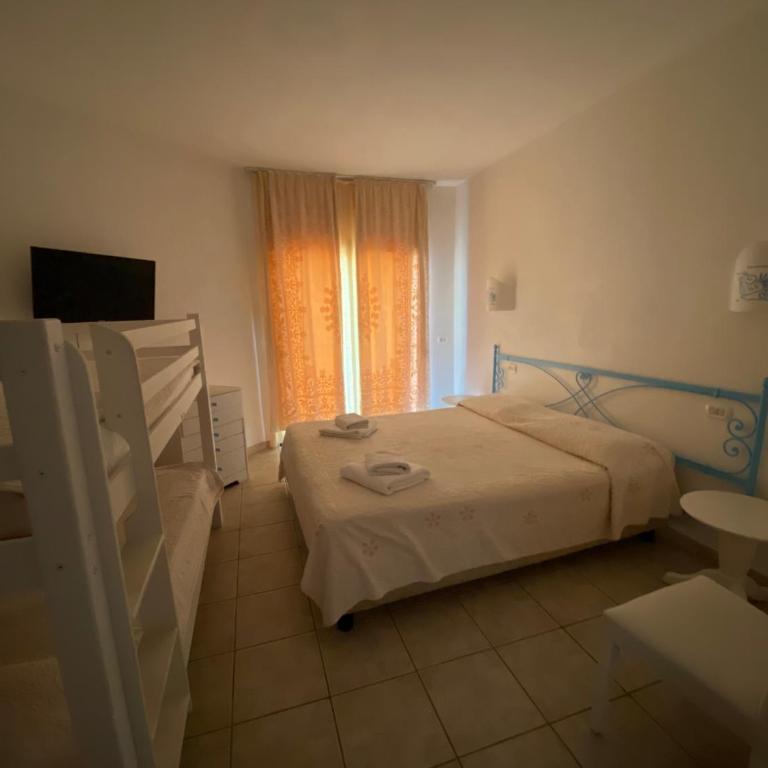 Palau City Hotel - Camera Quadrupla - 5