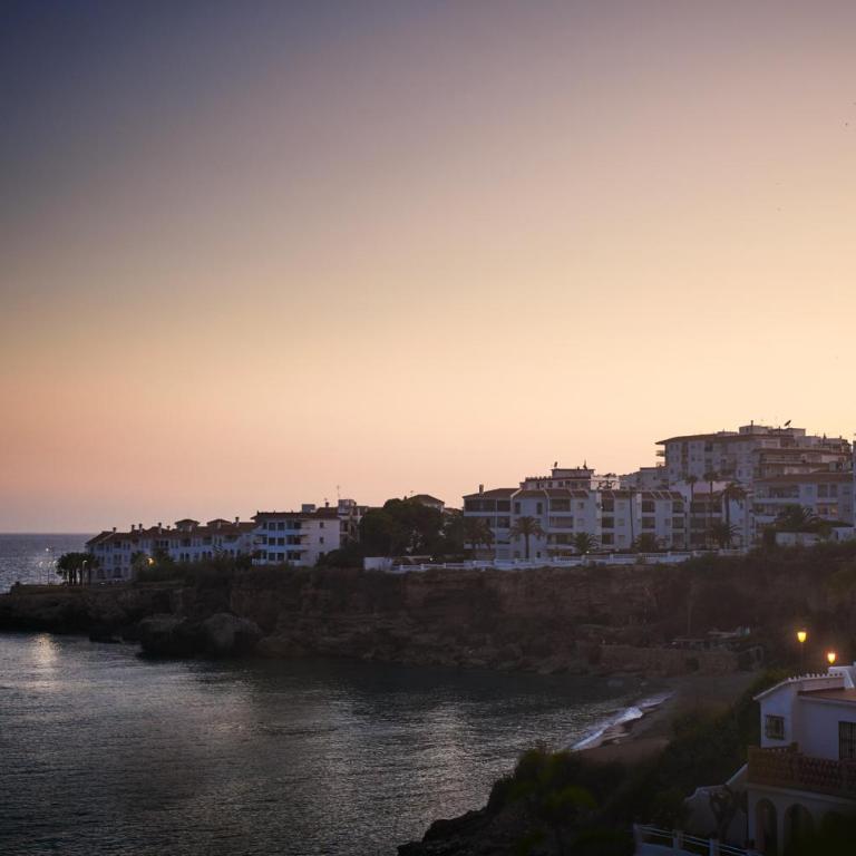 Balcon de Europa - Apartamento de 2 dormitorios - 60