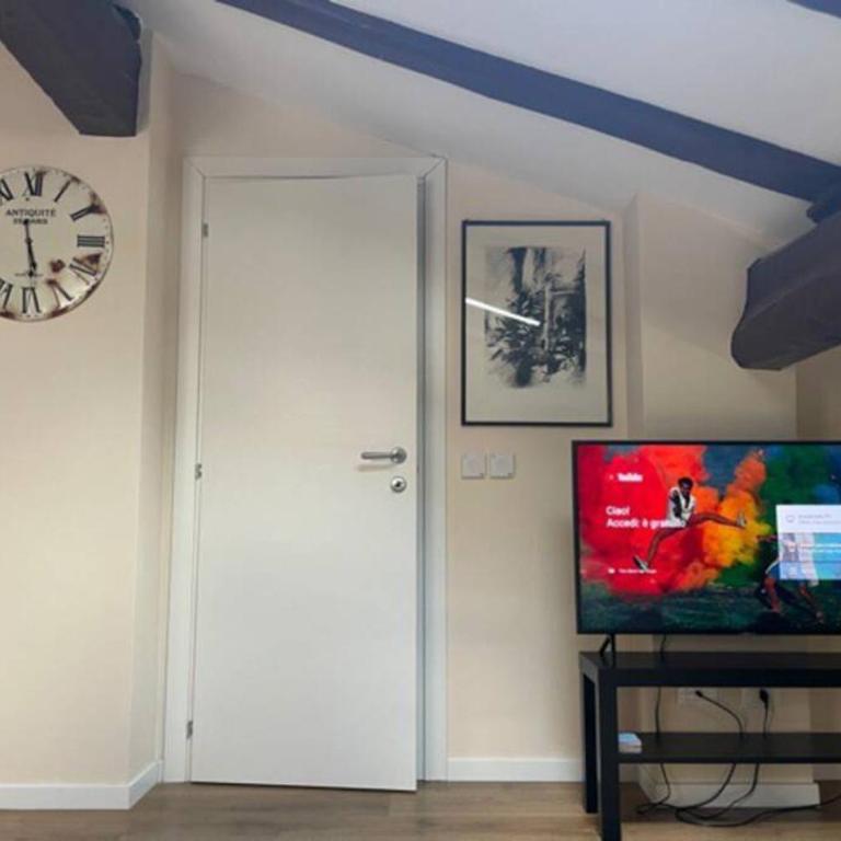 portanova attic - Two-Bedroom Apartment - 23