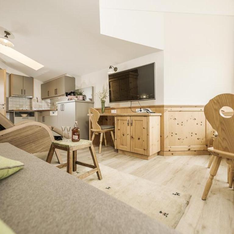 Wohlfühl Ferien-Heim Aparthotel 4 Sterne - Studio-Apartment mit 1 Doppelbett - 2