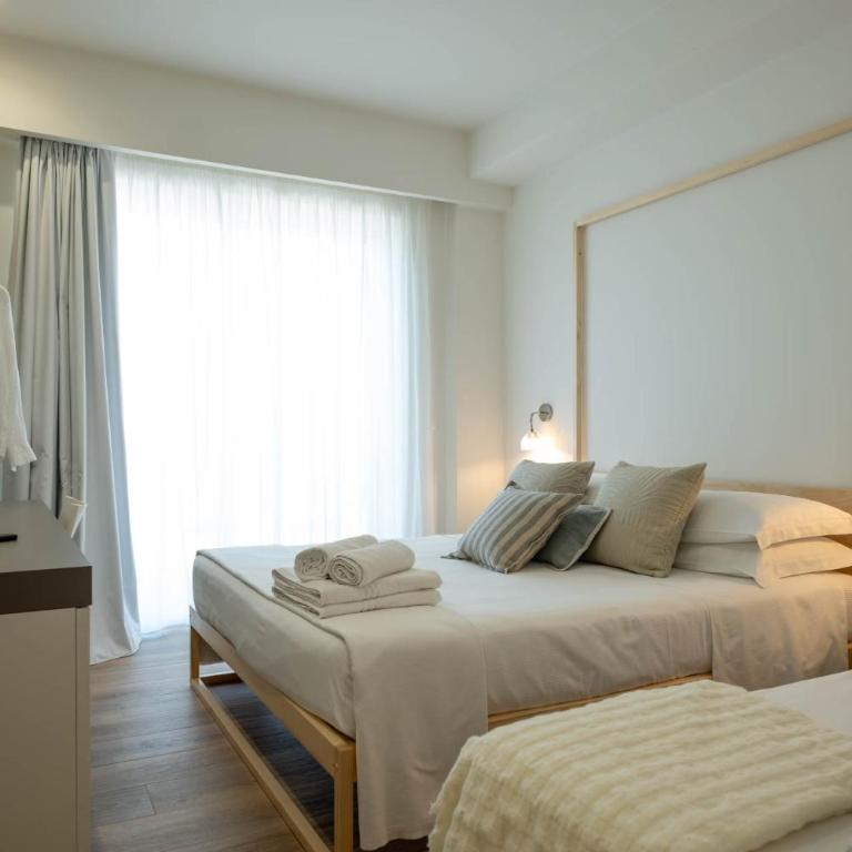 La Sirena Rooms - Camera Matrimoniale Deluxe con 1 Letto Supplementare - 2