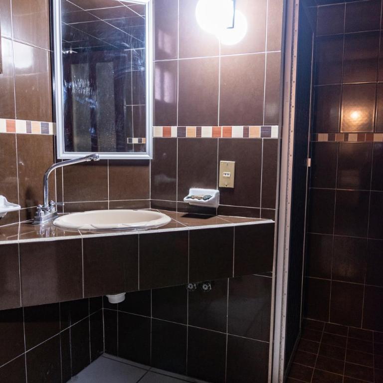 Hotel Hacienda de Cobos - Standard Triple Room - 2