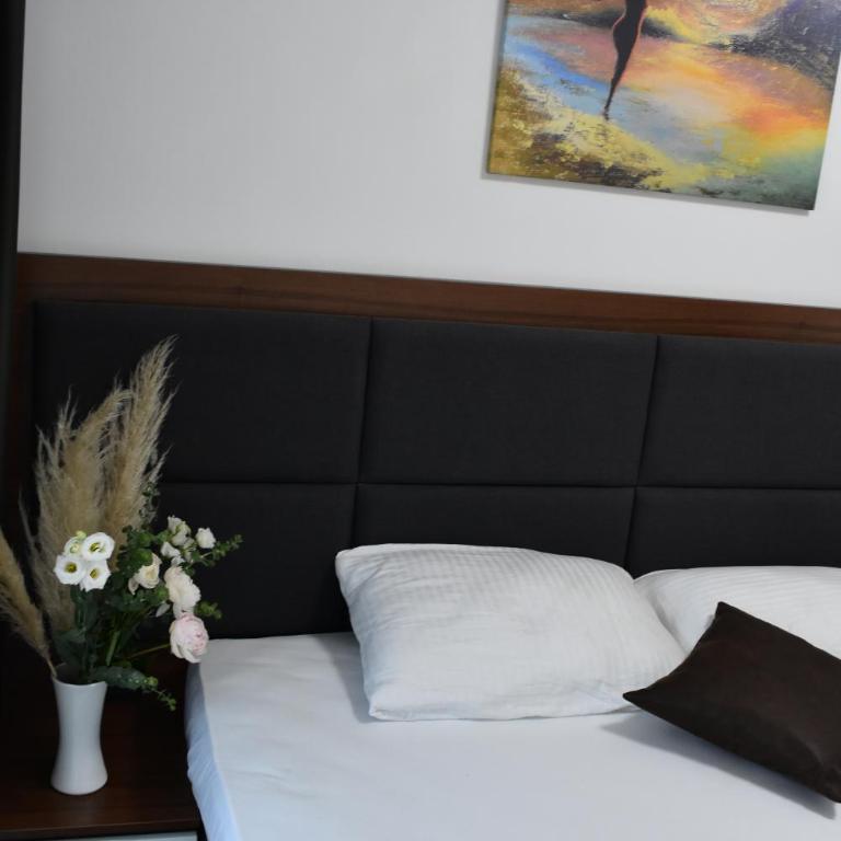 Silver View - One-Bedroom Apartment - 16