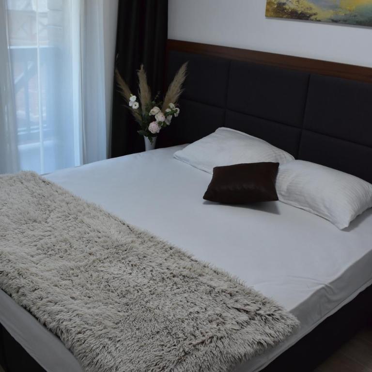 Silver View - One-Bedroom Apartment - 26