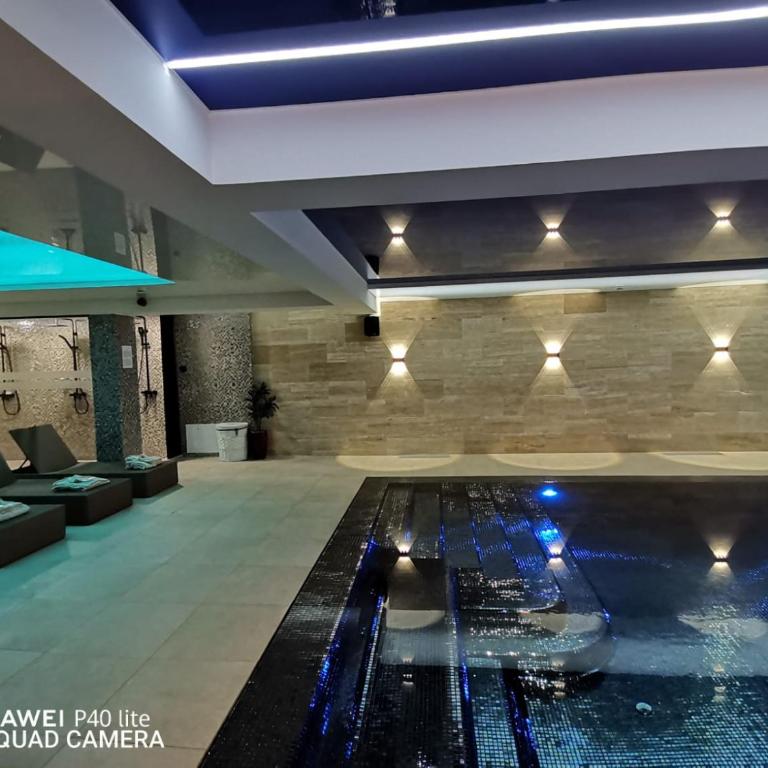 Silver View - One-Bedroom Apartment - 55