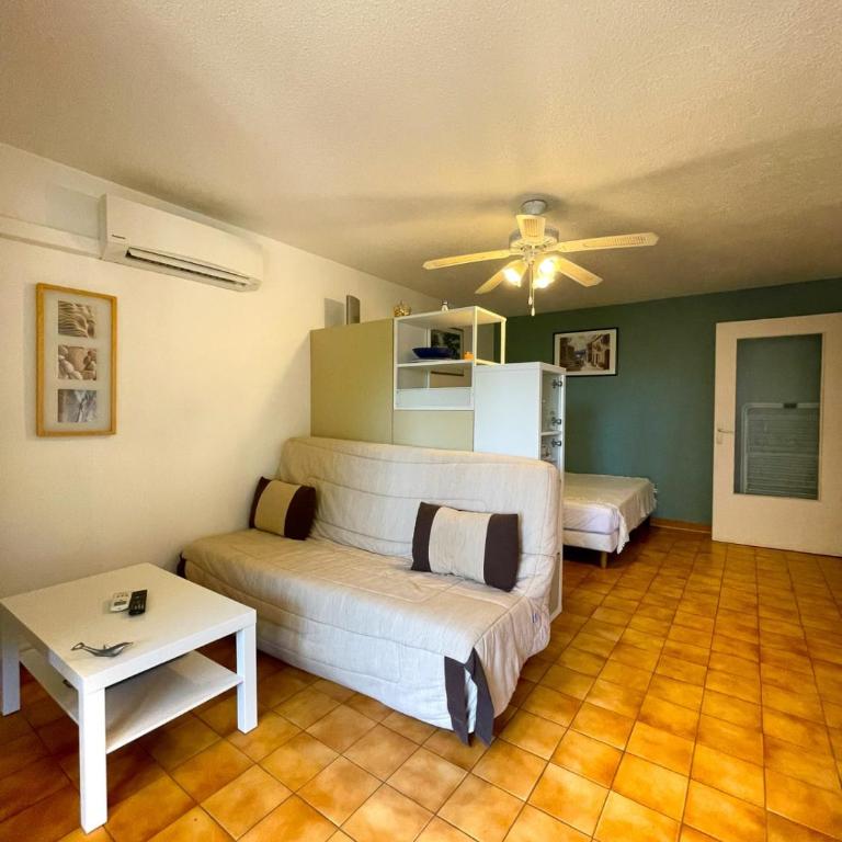 Nice Studio With Balcony Near The Beach - Studio - 1