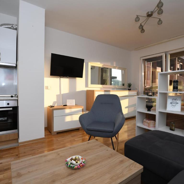 Sky Way Studio Apartment - Studio Apartment - 9