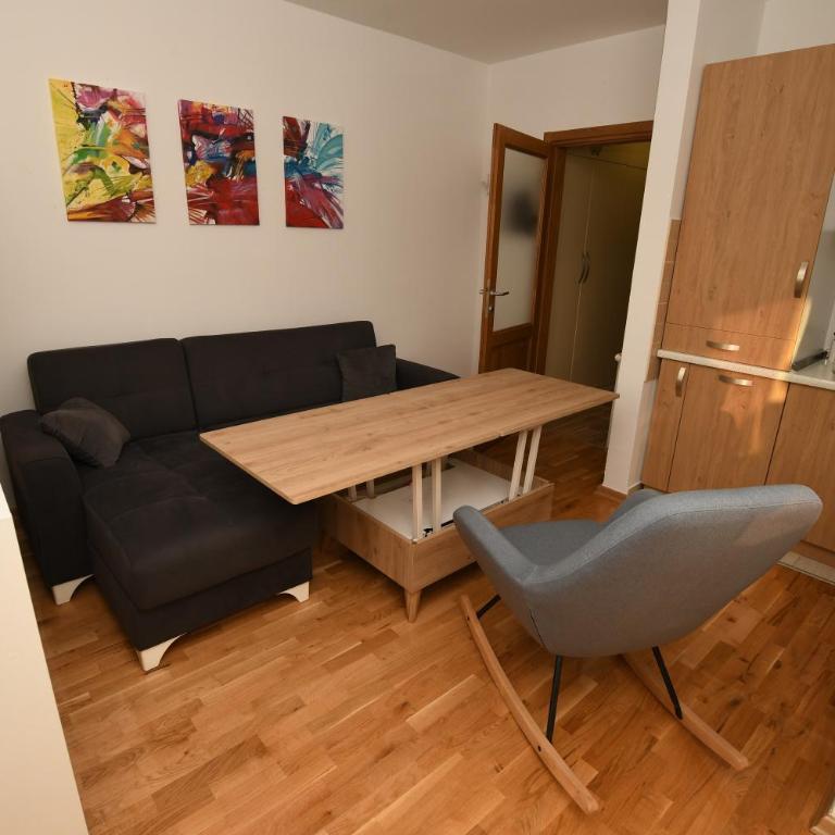 Sky Way Studio Apartment - Studio Apartment - 10