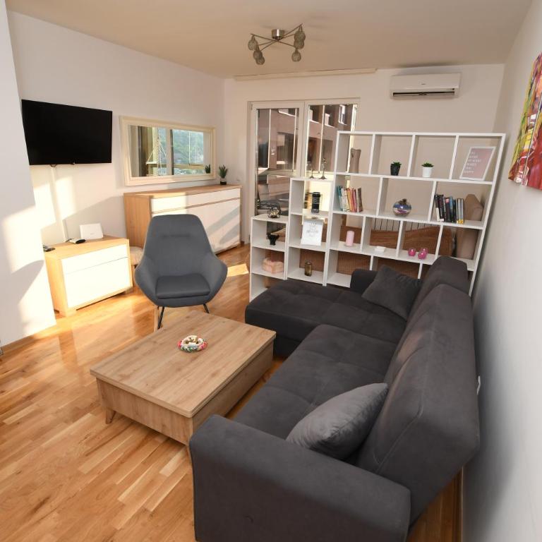 Sky Way Studio Apartment - Studio Apartment - 5