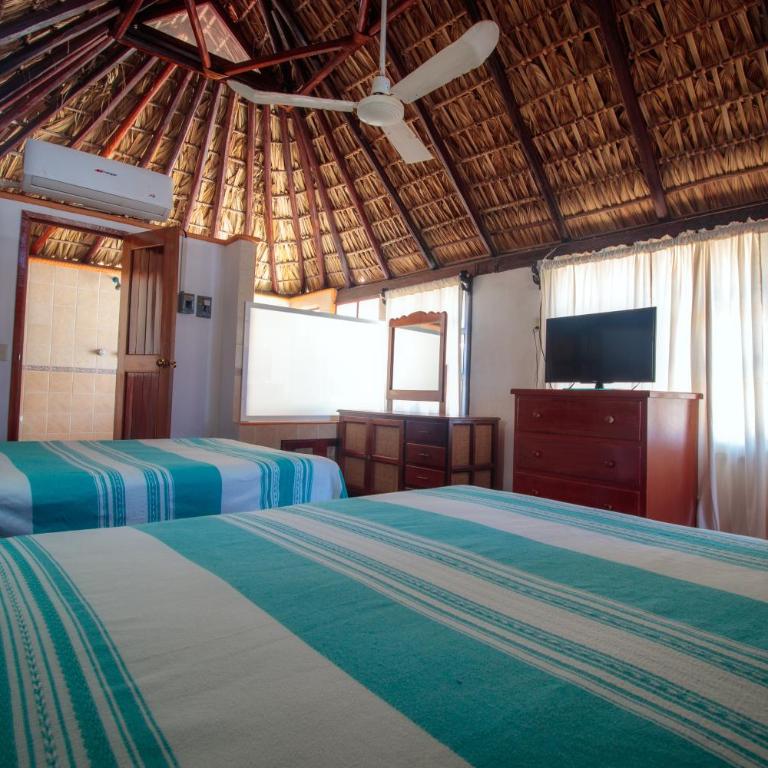Hotel y Bungalows Acuario - Habitación Deluxe con 2 camas grandes - 3