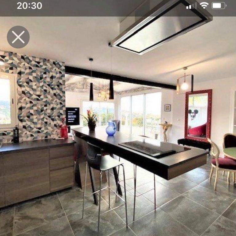 VILLA PERLA SAINT-TROPEZ CAVALAIRE sur MER, 3-5 chambres, vue mer, piscine chauffée avril à octobre - Villa con Vista Mare - 23