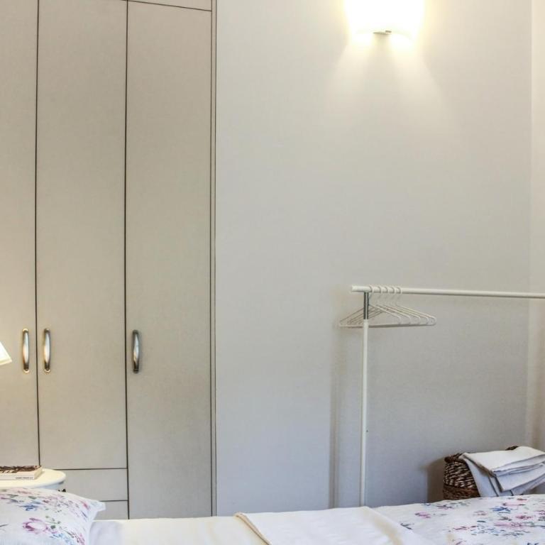 Capital apartment - Two-Bedroom Apartment with Balcony and Sea View - 16