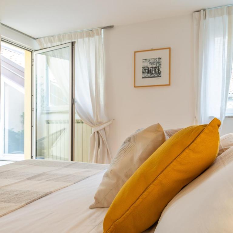 Luxury 350 Sq Mt flat with Terrace central Trieste - Three-Bedroom Apartment - 28