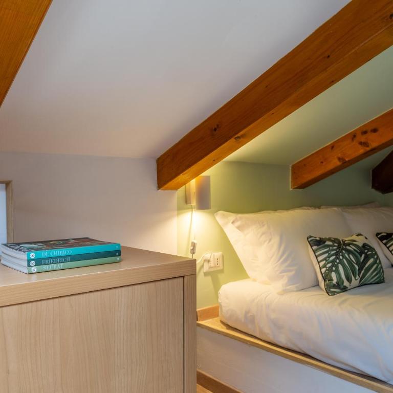 Luxury 350 Sq Mt flat with Terrace central Trieste - Three-Bedroom Apartment - 14