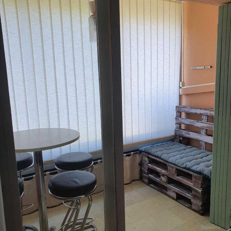 Joli T2 bord de mer à 2mn du marché de Sanary Clim parking - Apartment mit 1 Schlafzimmer - 6