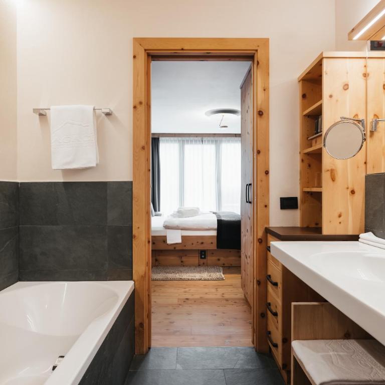 Lagació Hotel Mountain Residence - Suite con Vista Montagna - 2