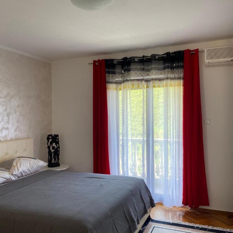 Guest House Cvoro - Apartment with Terrace - 11